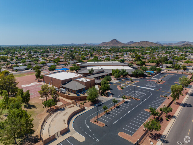 Overview of Mirage Elementary School's campus located in Glendale, AZ.