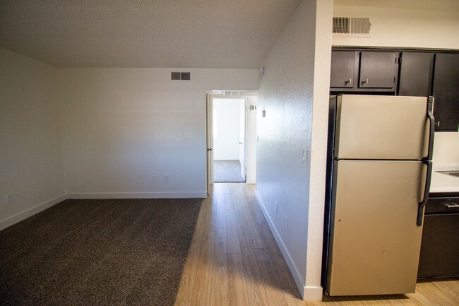 The Manhattan, Mesa, AZ 85203 - photo 6