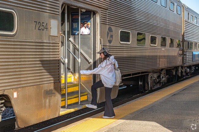 Residents can use the Metra located off Route 59 to be in Chicago in an hour.