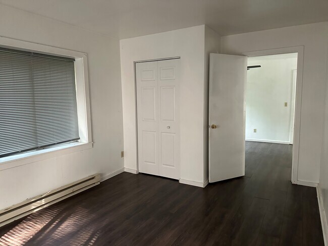 30896 Christopher Way, Dowagiac, MI 49047 - photo 6