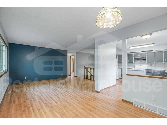 1360 Adams St S, Cambridge, MN 55008 - photo 4