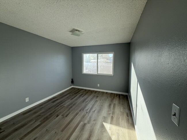 12498 3rd St unit 12498 3rd Street Yuc, Yucaipa, CA 92399 - photo 4