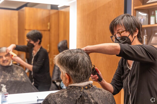 Sammamish residents can head to Sammamish Highlands for retail options including salons.