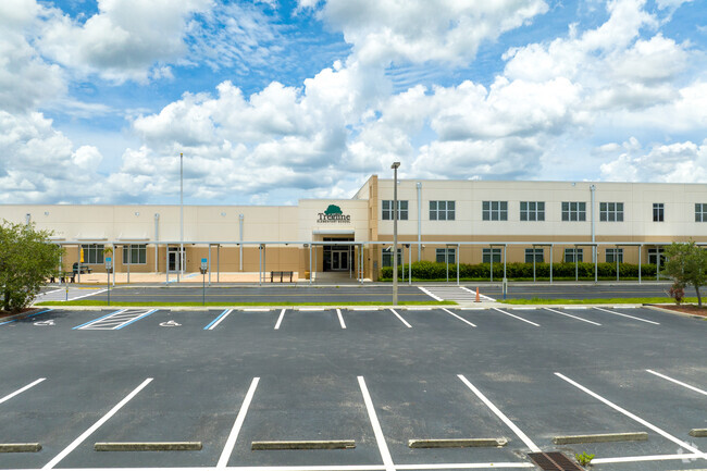 Treeline Elementary School in Fort Myers is a great school with above average rankings.