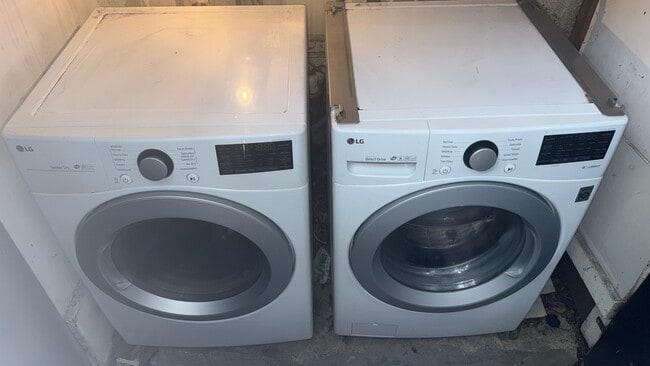 6661 Lindenhurst Ave unit Dino, Los Angeles, CA 90048 - photo 3