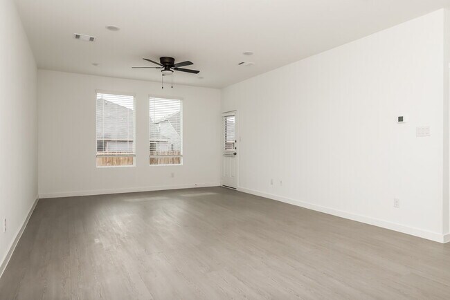 15542 Crescent Pine, San Antonio, TX 78253 - photo 5