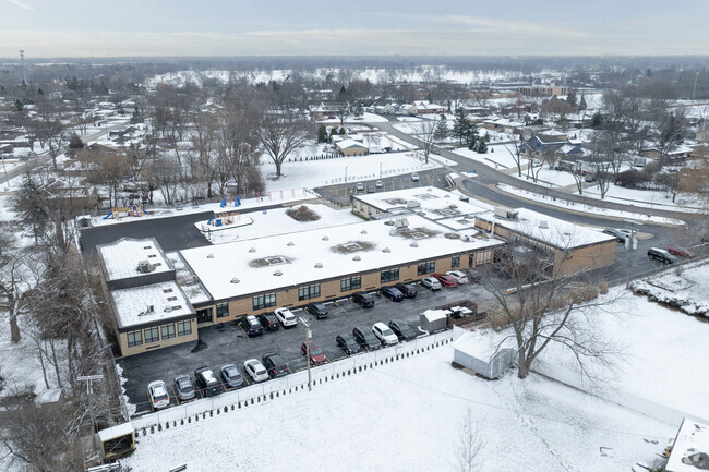 Medinah Primary School is centrally located in the neighborhood.