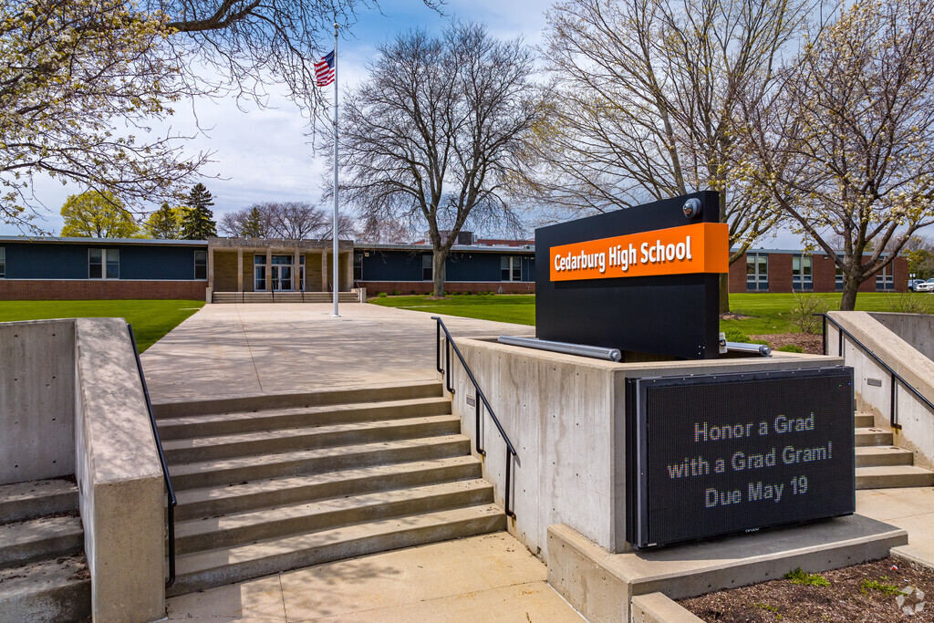 The entry of Cedarburg High School in the Cedarburg neighborhood.