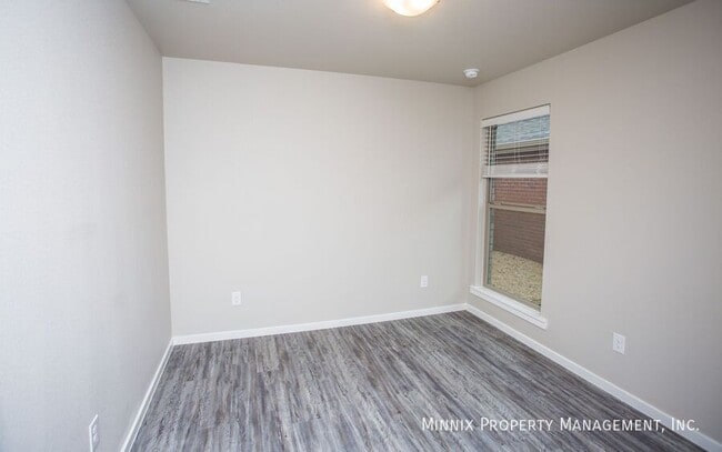 2118 N Avenue J, Lubbock, TX 79403 - photo 7