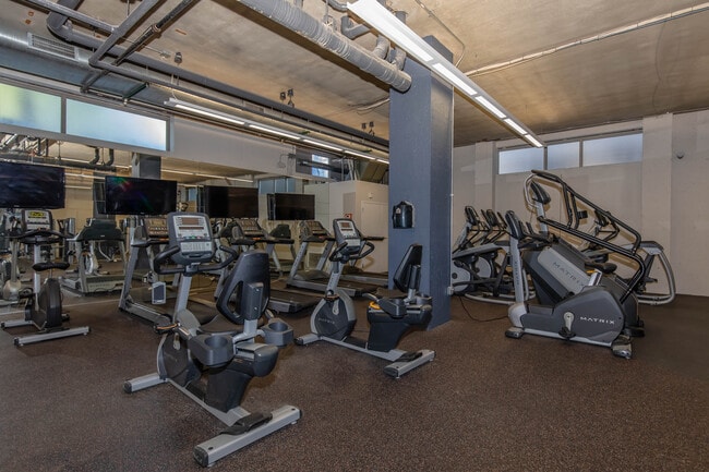 The Towers at Gateway City, Saint Louis, MO 63103 - photo 2