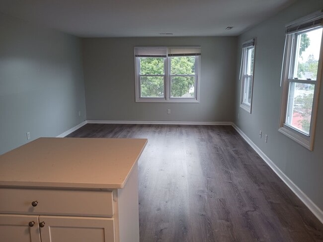 264-264 George Waterman Rd unit 262 -264 George Wate, Johnston, RI 02919 - photo 7