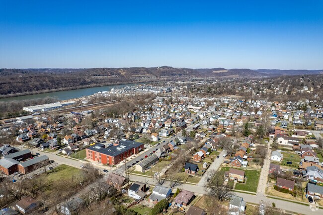 Verona Pennsylvania is 13 miles northeast of downtown Pittsburgh.