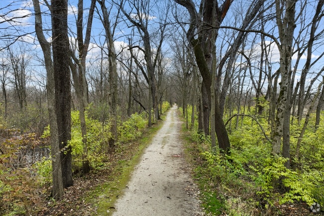 Come to Bend View Metropark for a scenic hike.
