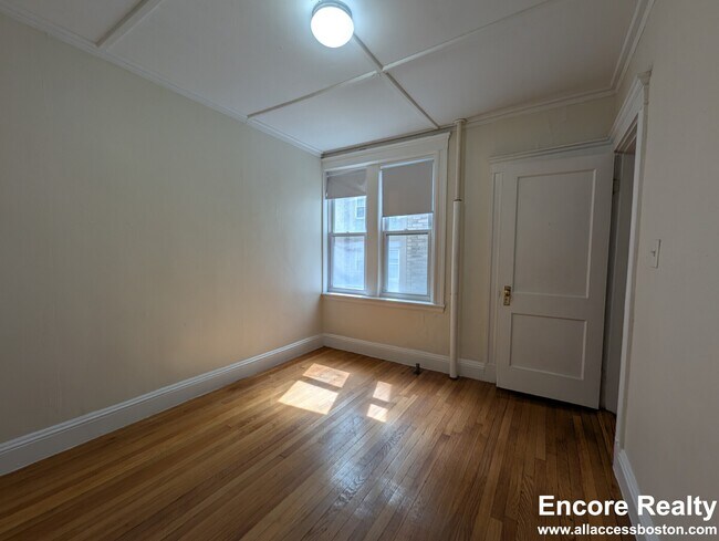 1191 Boylston St unit 9, Boston, MA 02215 - photo 3