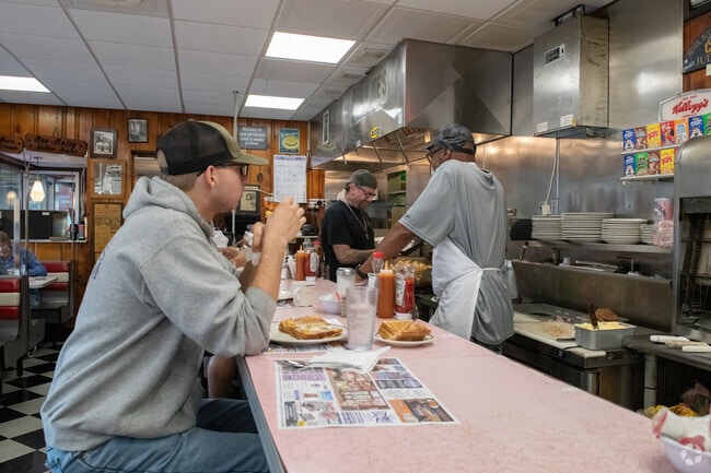 Breakfast at Tom and Joe's has been a Newburg neighborhood tradition since 1933.