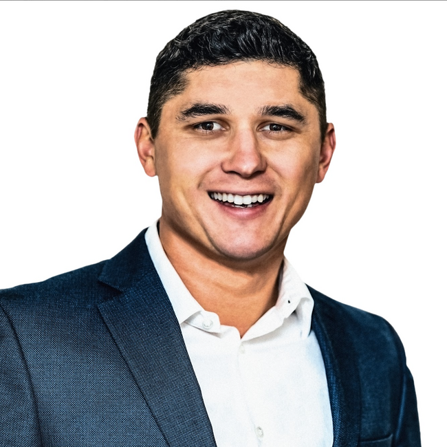 Agent Photo