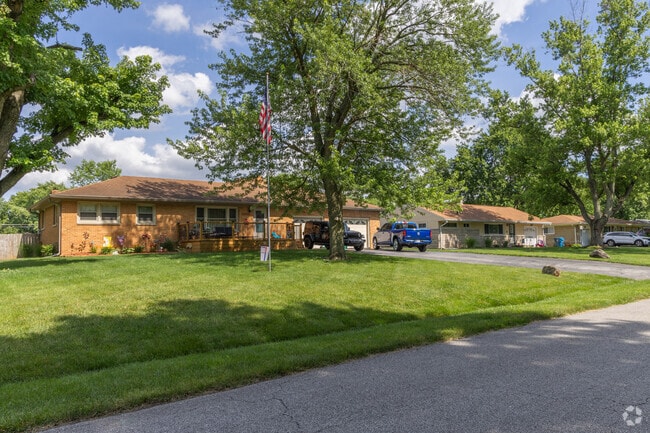 Edgewood has a variety of home styles including ranches.