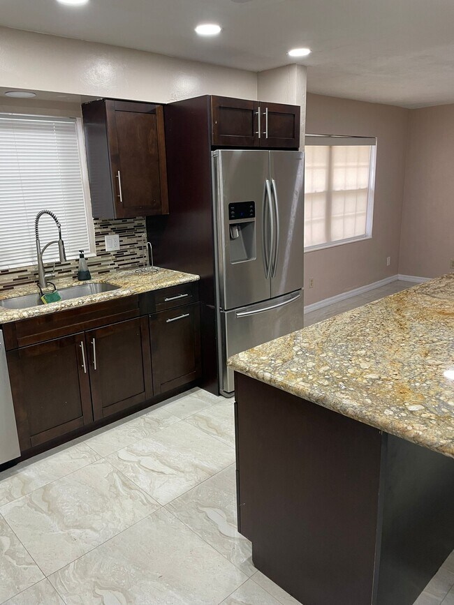 1704 NW 39th Terrace, Gainesville, FL 32605