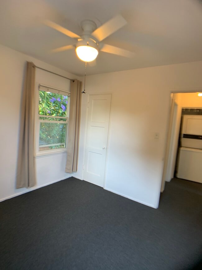 1827 18th St unit C, Santa Monica, CA 90404 - photo 7