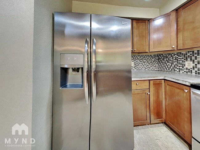 2002 S Helena St, Aurora, CO 80013 - photo 4