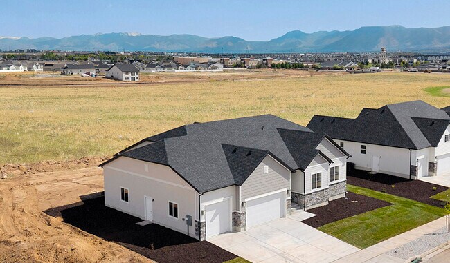 6196 W Teton Ranch Dr, Herriman, UT 84096 - photo 5