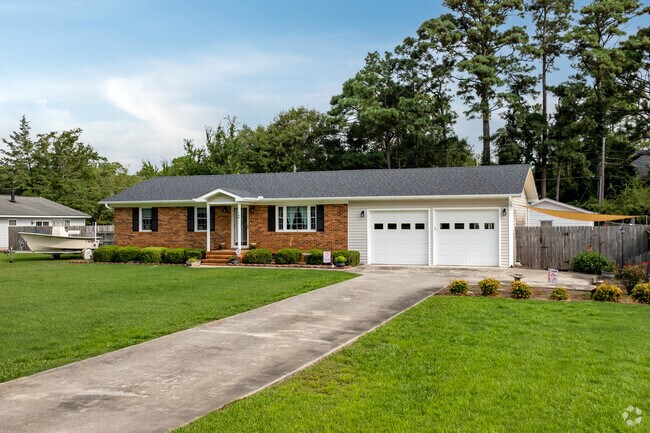 Brick ranch homes are among the most common in Broad Creek.