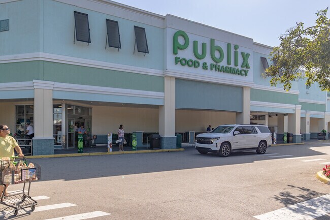 Shop at Publix in Marathon, FL for that great Publix sub and amazing grocery deals.