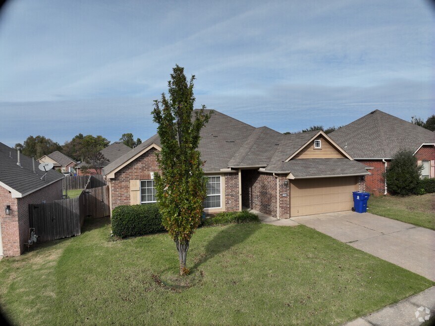 712 E Canton St, Broken Arrow, OK 74012 - photo 2