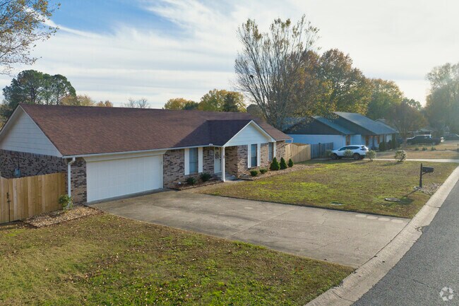 Brick ranchers are a common style of home in SW Conway.