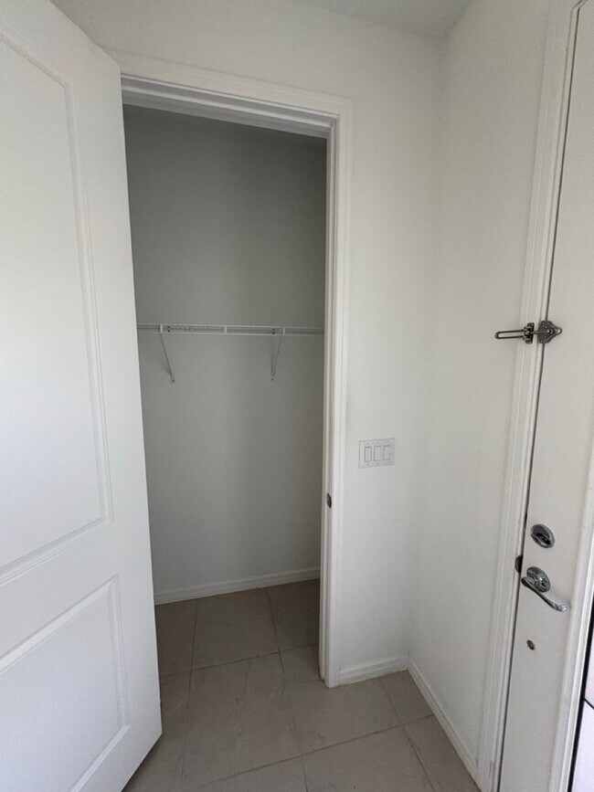 17729 Wind Chime Row, Land O' Lakes, FL 34638 - photo 3