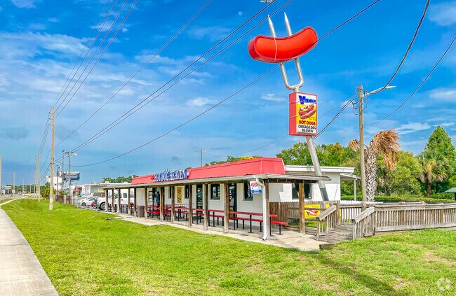 Azalea Park's Iconic Hot Dog Heaven Can't Be Missed While Traveling SR 50.