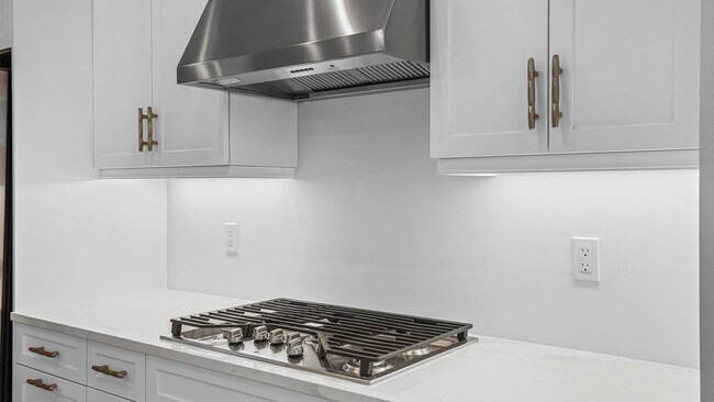 2753 SE Ashfield Dr, Port St. Lucie, FL 34984 - photo 2