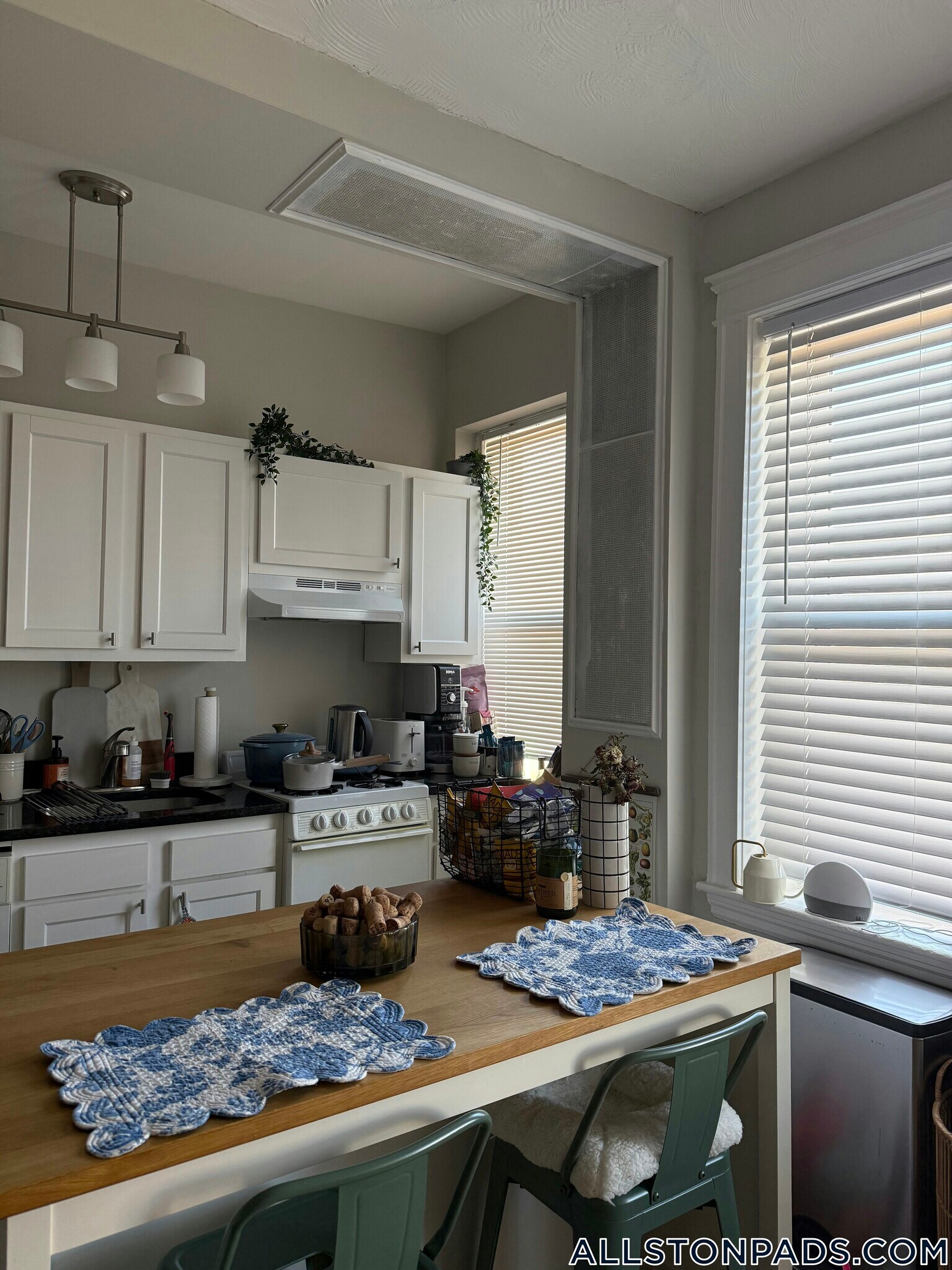 1185 Commonwealth Ave unit 15, Allston, MA 02134 - photo 1