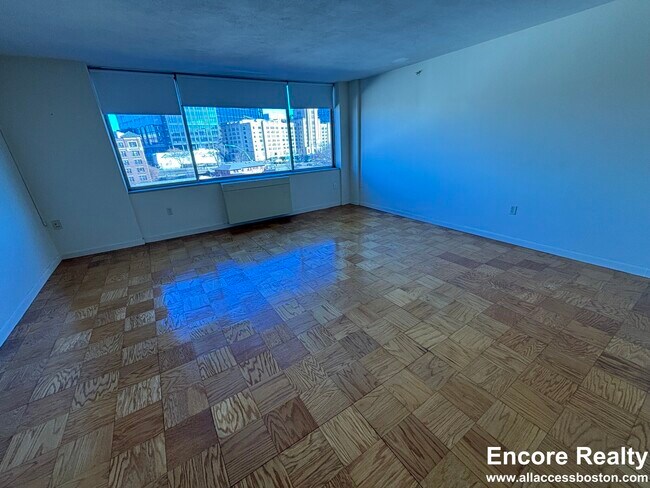 80 Monmouth St unit 101-710, Brookline, MA 02446 - photo 4