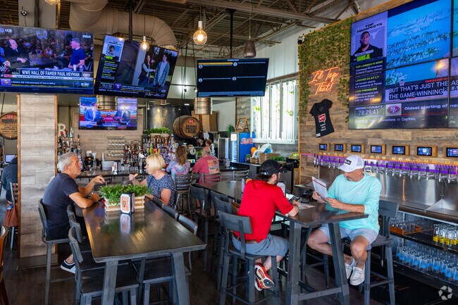 Naples Flatbread has a self service wall of beer and cider for those looking for fun time near The Preserve At Corkscrew.
