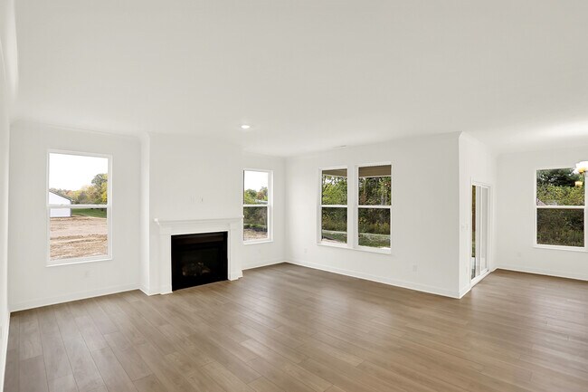 5357 Nettleton Way, Avon, IN 46123 - photo 3