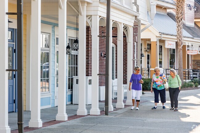 Locals of the Village of Saint Charles love to shop at Lake Sumter Landing in The Villages.