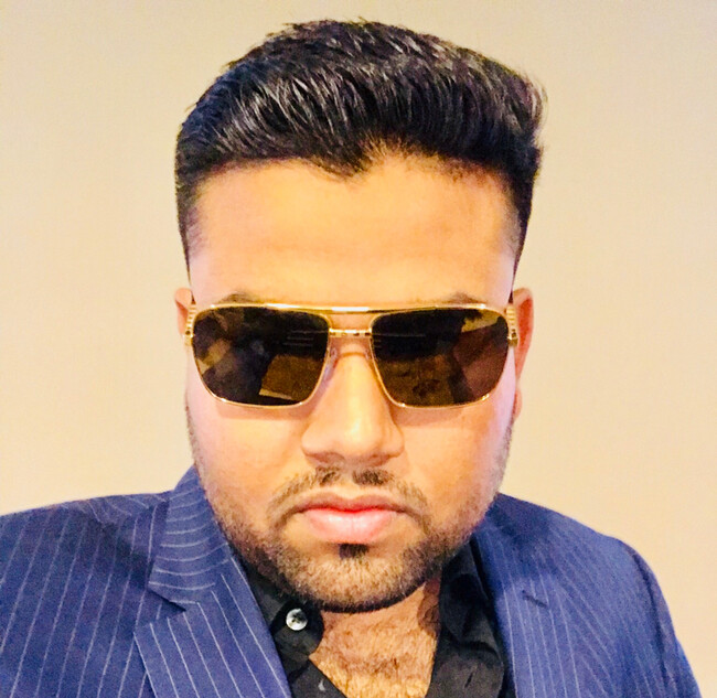 Agent Photo