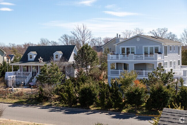 Beachfront homes overlooking Sandy Hook Bay are popular in North Middletown.