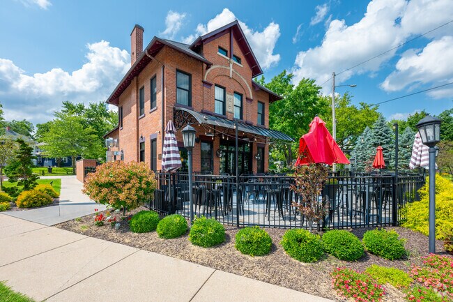 No. 6 Scratch Kitchen in Near Northwest makes all of their meals in house from scratch.