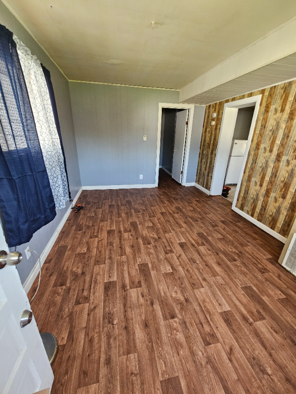 211 1/2 Walnut St Unit Rear, Waverly, OH 45690