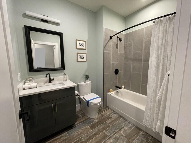 Cross Street East unit 212, Somerville, MA 02145 - photo 6