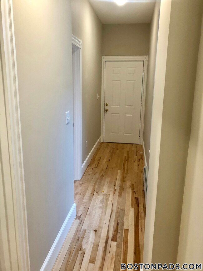 45 Pratt St unit 1, Allston, MA 02134 - photo 6