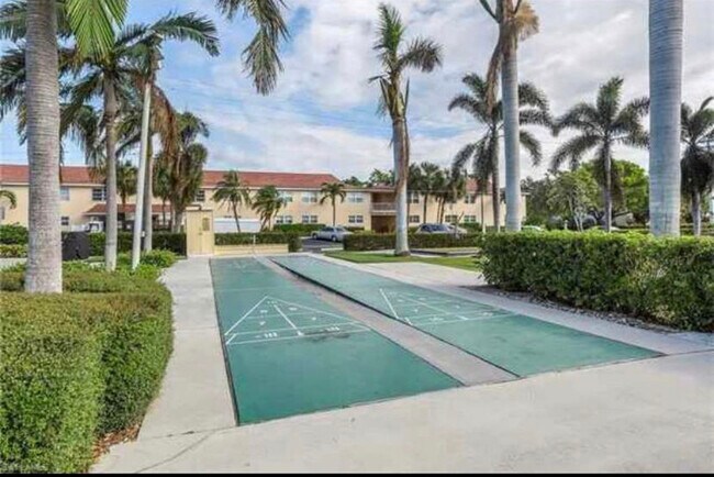 473 12th Ave S unit B7, Naples, FL 34102 - photo 3