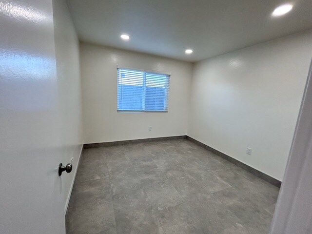 28267 Via Princesa unit B, Murrieta, CA 92563 - photo 4