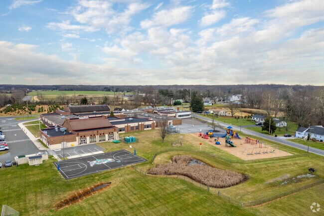 Students can expect a student to teacher ratio of roughly 12 to 1 at South Harrison Township.