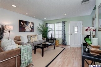 205 Violet Ave, Monrovia, CA 91016