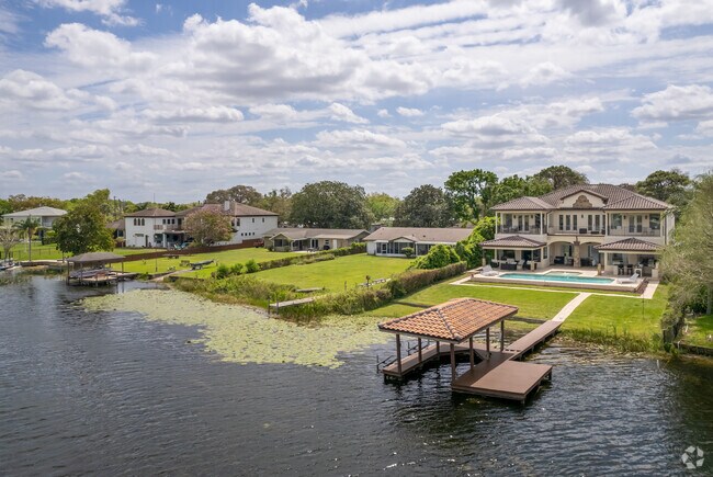 These beautiful waterfront Fern Park homes can be found on Lake Prairie.