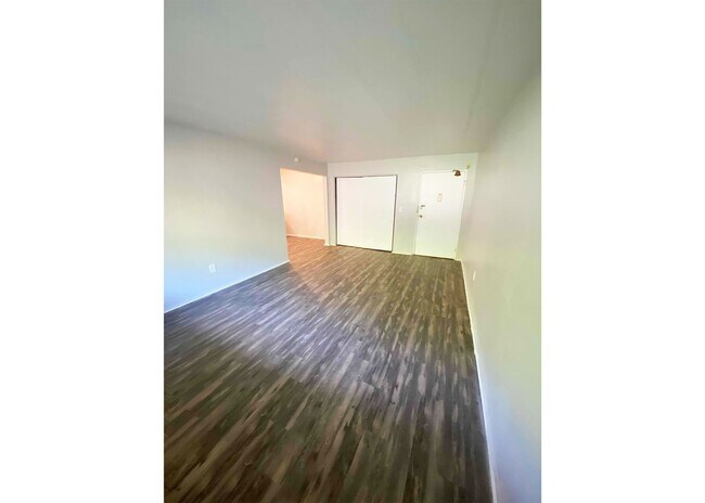 539 Lowell Ave unit 539-11, Cincinnati, OH 45220 - photo 7