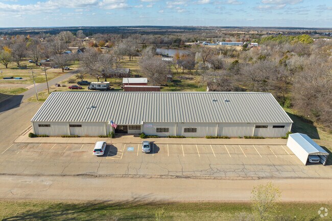 Carney High School is small school.